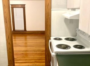 402 N Main St APT 2, Perry, MI 48872