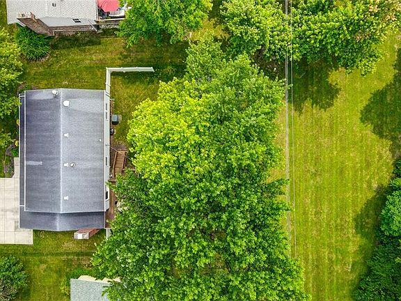5th image of 3669 Corkwood Dr