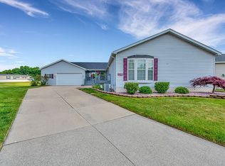 21595 Dupont Dr, Macomb, MI