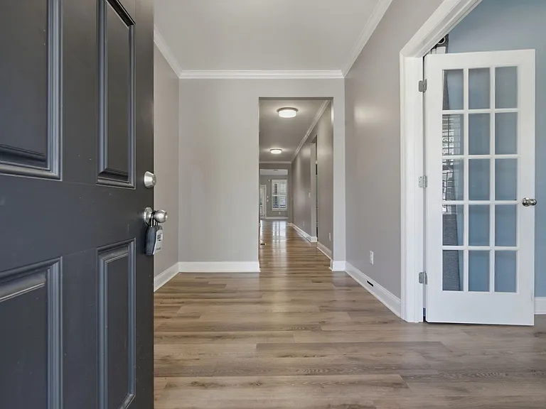 5036 Winslow Dr — Photo 7