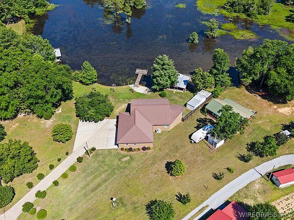 5th image of 32724 Bozeman Rd
