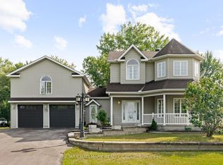 115 Pigeon St, Clarence Rockland, ON K4K 1J8