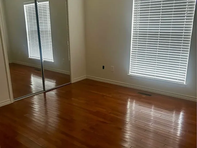 710 Riverside Dr #102 — Photo 5