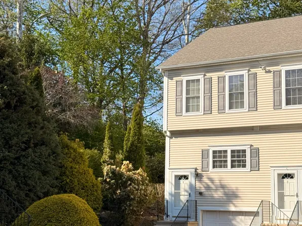 4 Laurel Heights Rd #4, Shelton, CT 06484