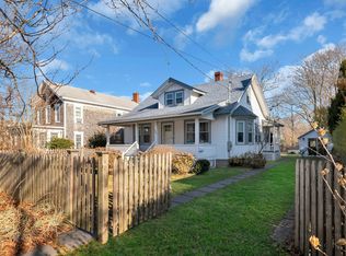 446 6th St, Greenport, NY 11944