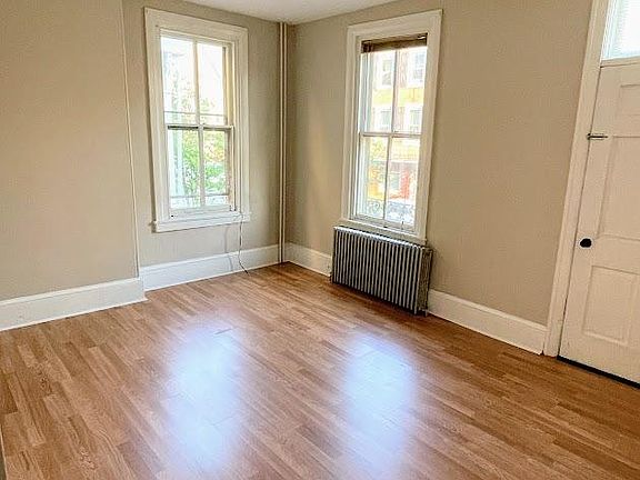 5th image of 223 Church St Floor 2