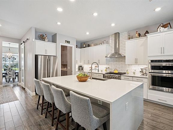 3rd image of 3113 PINENUT DRIVE