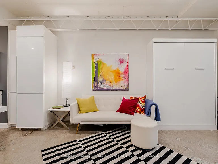 123 Woodbine Ave #121 — Photo 7