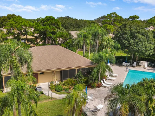 6179 SE Georgetown Pl, Hobe Sound, FL 33455