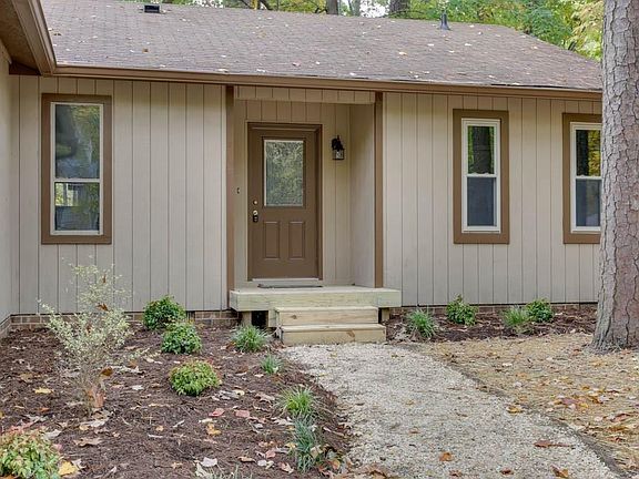 5th image of 240 Batson Dr