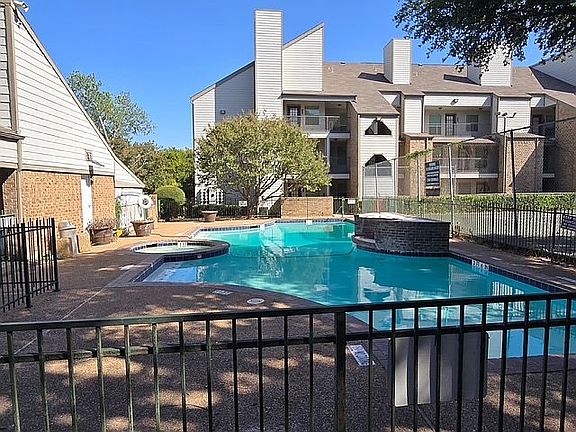5th image of 6108 Abrams Rd APT 403