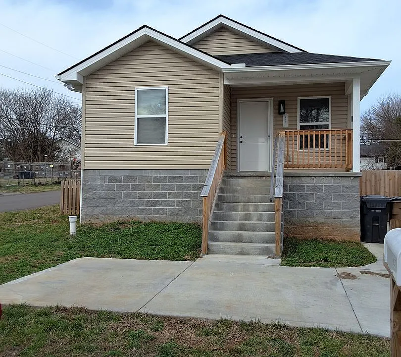 837 Belleaire Ave