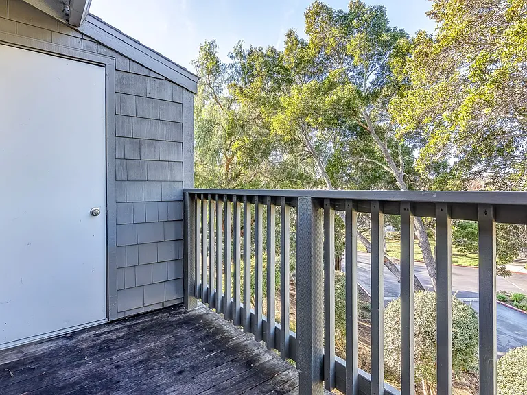 900 Cambridge Dr #138 — Photo 22
