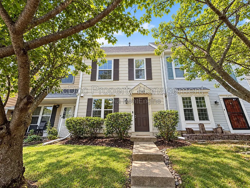 4749 Hedrick Ln