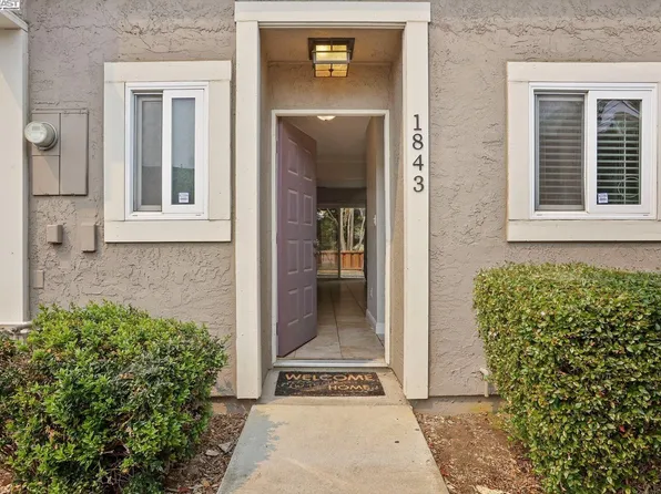 1843 Paseo Laguna Seco, Livermore, CA 94551