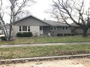 74 S Meadows Dr, Appleton, WI 54915