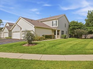 530 W Kristina Ln, Round Lake, IL 60073