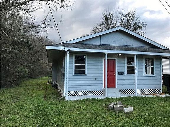 3rd image of 1303 Saux Ln
