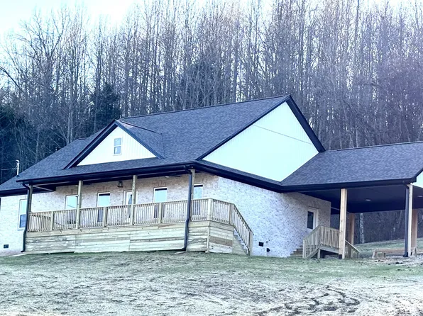 13591 Campbellsville Rd, Lynnville, TN 38472