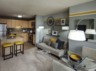 400 E Randolph St APT 1830, Chicago, IL 60601