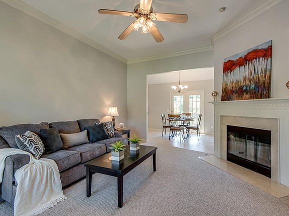 5th image of 104 Wessex Ct