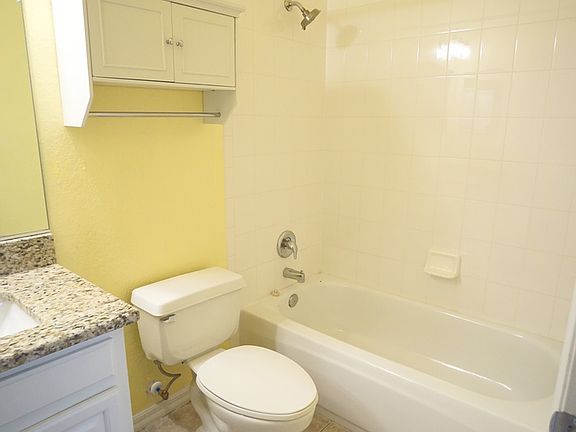 2nd image of 16612 Meadow Grove St
