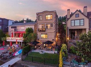 4013 E Lk Sammamish Pkwy SE, Sammamish, WA