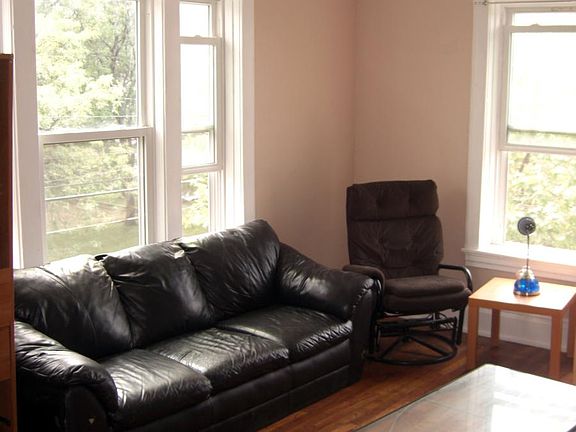 2nd image of 47 Carroll St APT 4L