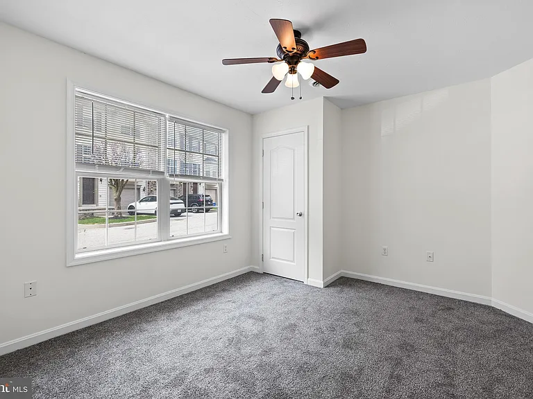 22 Shady Tree Ct — Photo 22