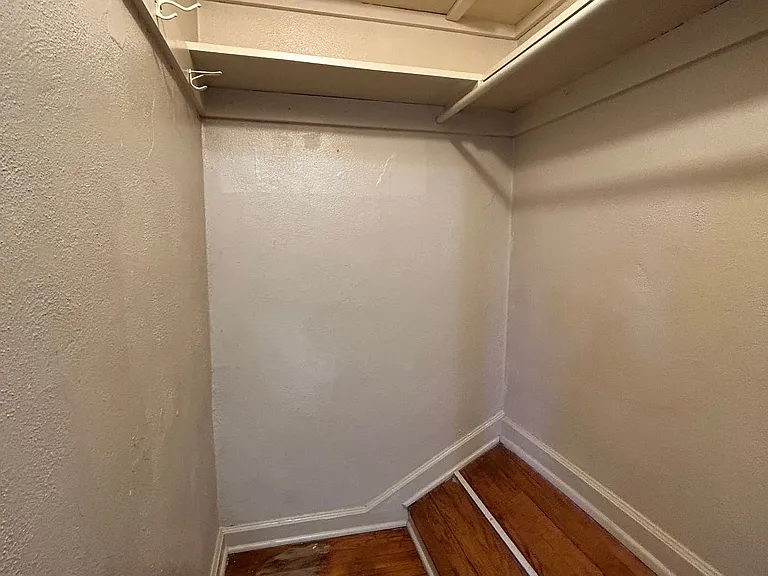 Halliday 654 E. — Photo 27
