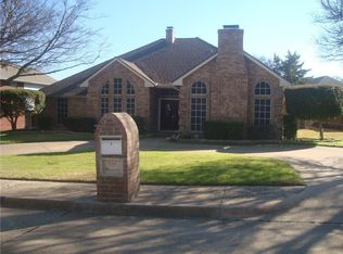537 Missionary Rdg, Desoto, TX 75115