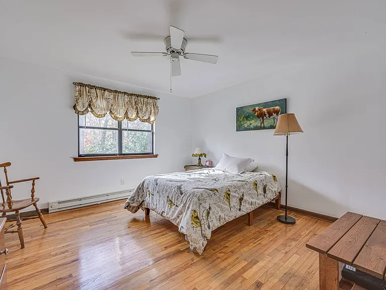 278 Big Fresh Pond Rd — Photo 8