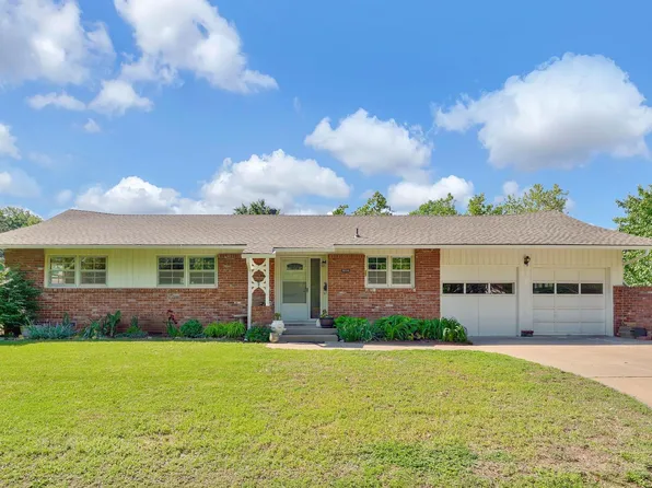 9225 W Delano St, Wichita, KS 67212