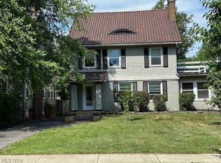2216 Delaware Dr, Cleveland Heights, OH