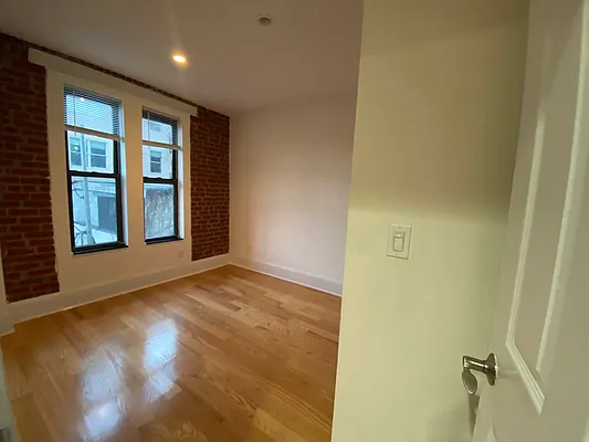 Rented by Corcoran | media 16