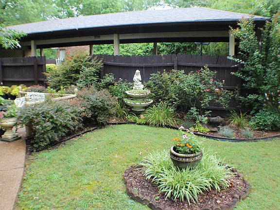 4th image of 1277 Woodvale Dr