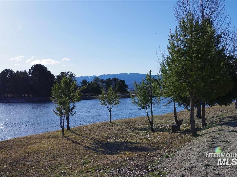 514 N Sawyer St Cascade ID Zillow