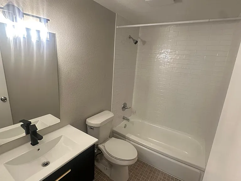 5220 W 5th Ave #5226 — Photo 4