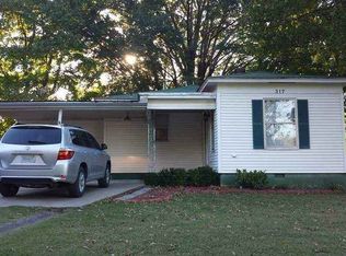 317 N Wheeler St, Fort Gibson, OK 74434