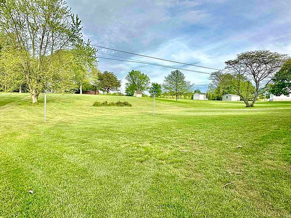 3rd image of 603 S Park Dr