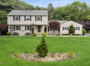 12 Fairway Ave, Eatontown, NJ 07724