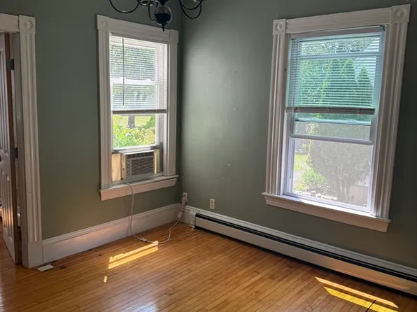 207 Keith Avenue Ext, Brockton, MA 02301