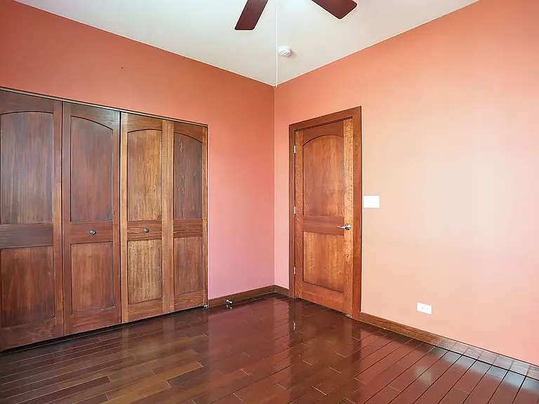 829 Clover Ridge Ln — Photo 14
