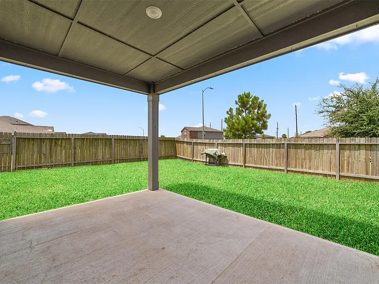 3000 Iron Woods Dr — Photo 21