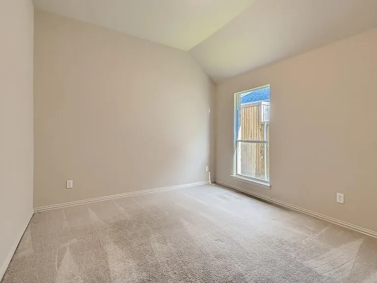 2798 Sparks Dr — Photo 13