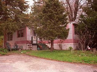 158 Pocono Point Rd, Danbury, CT 06810