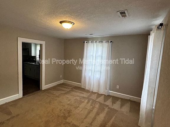 4th image of 501 South Ave