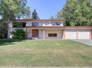 1637 Stanton Ave, Anchorage, AK 99508