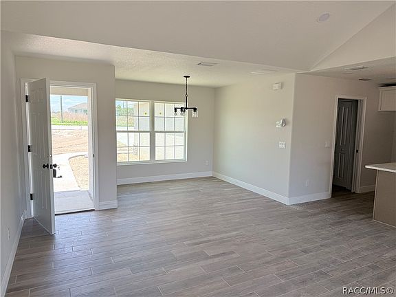 4th image of 133 Larch Rd