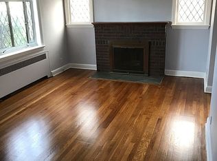 818 Elizabeth St, Ridgefield, NJ 07657